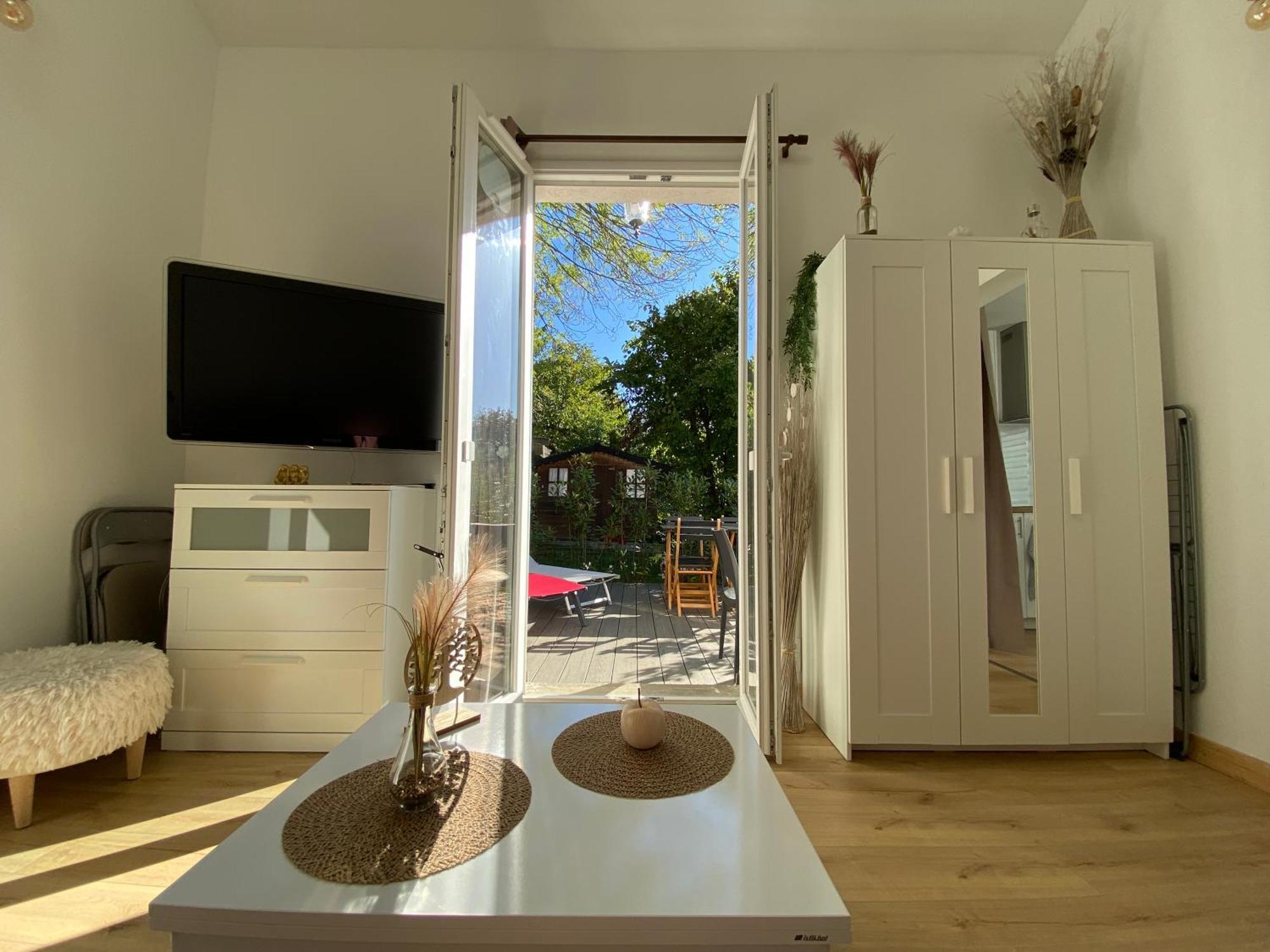 The Little Oak - Tiny House With Bed On Mezzanine & Terrace - From 1 To 4 P Disney, Paris & Cdg Pomponne Εξωτερικό φωτογραφία